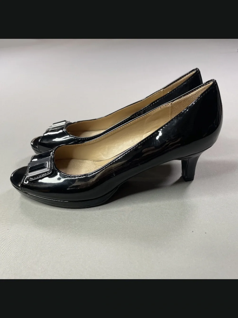 Naturalizer Shoes Womens 8 black patent leather hark heels cocktail classic
